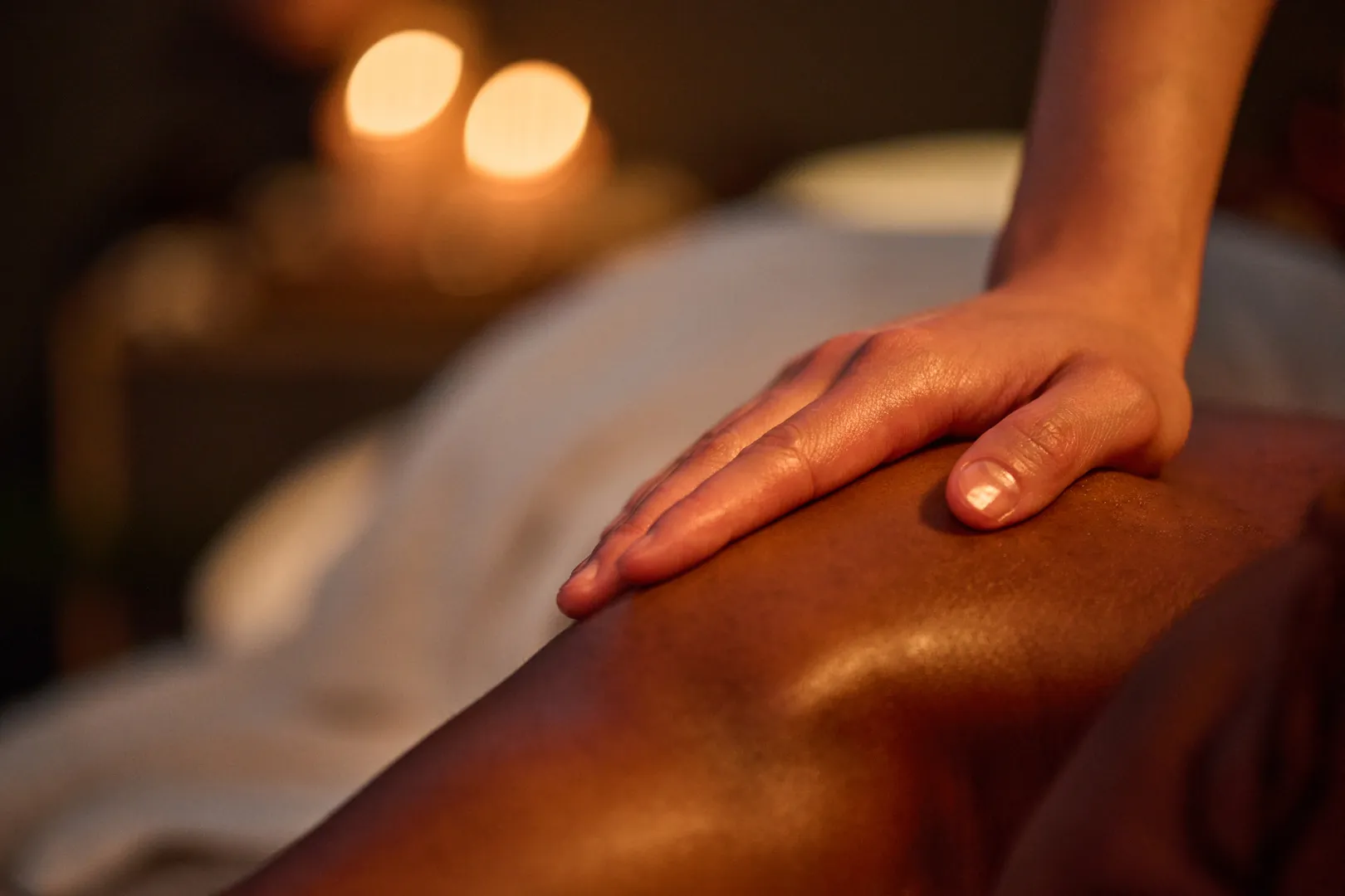 Professionelle Massage bei Santuens in Berlin-Mitte